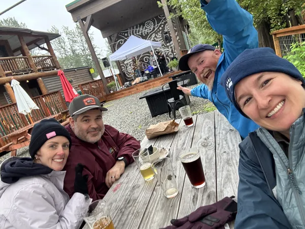 Beers and live music in Talkeetna